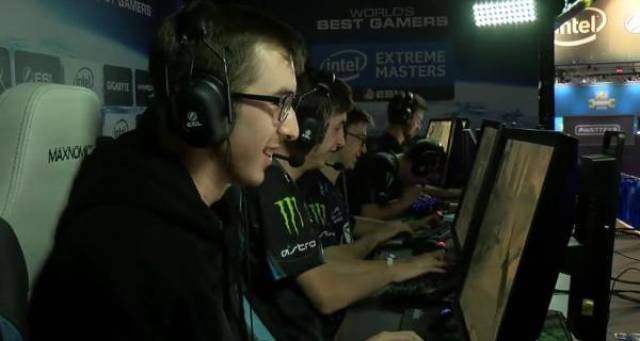 进的年轻车 进的年轻车