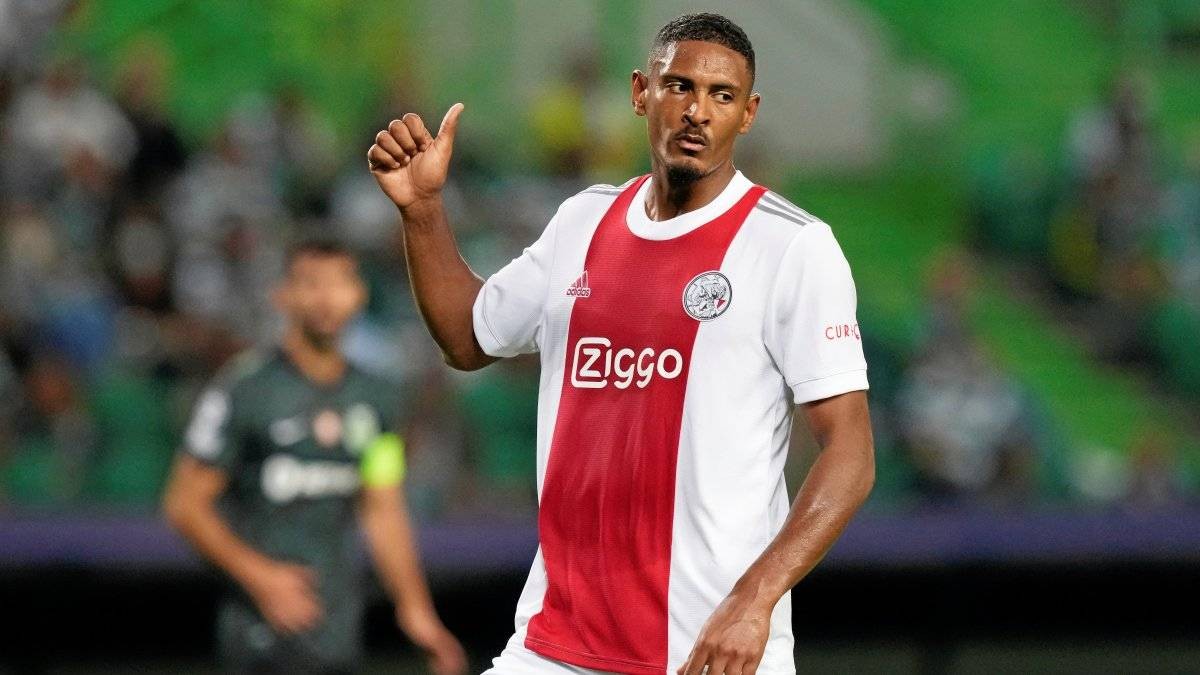 赛中效力 赛中效力